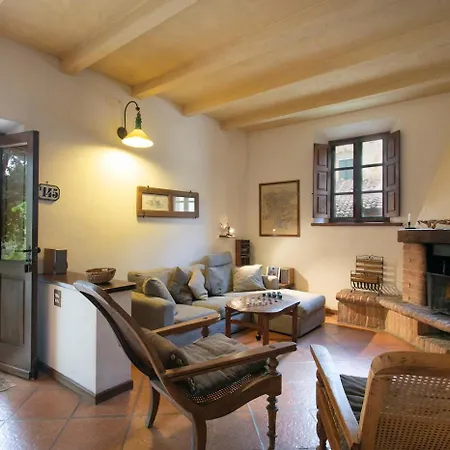 Agriturismo Poggio Salvi Lantgård *