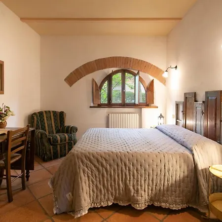 Agriturismo Poggio Salvi Bauernhof *