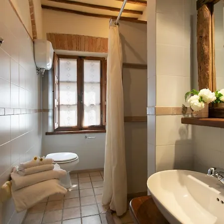Agriturismo Poggio Salvi *