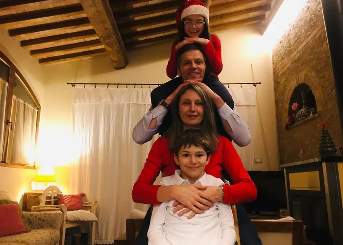 Κατάλυμα σε φάρμα Poggio Salvi *